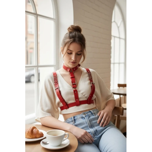 K�rm�z� Kad�n Kemer Yaka Detayl� �oklu Bantl� Aksesuar - APFT969