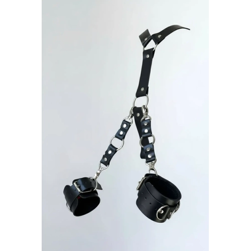 Siyah K�rba� - Kelep�e Deri Ba�lant�l� Metal Detayl� Set - APFT1024
