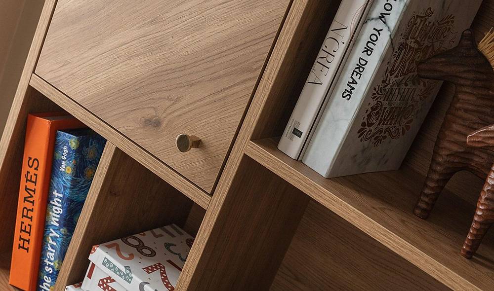 Marvin Study Desk