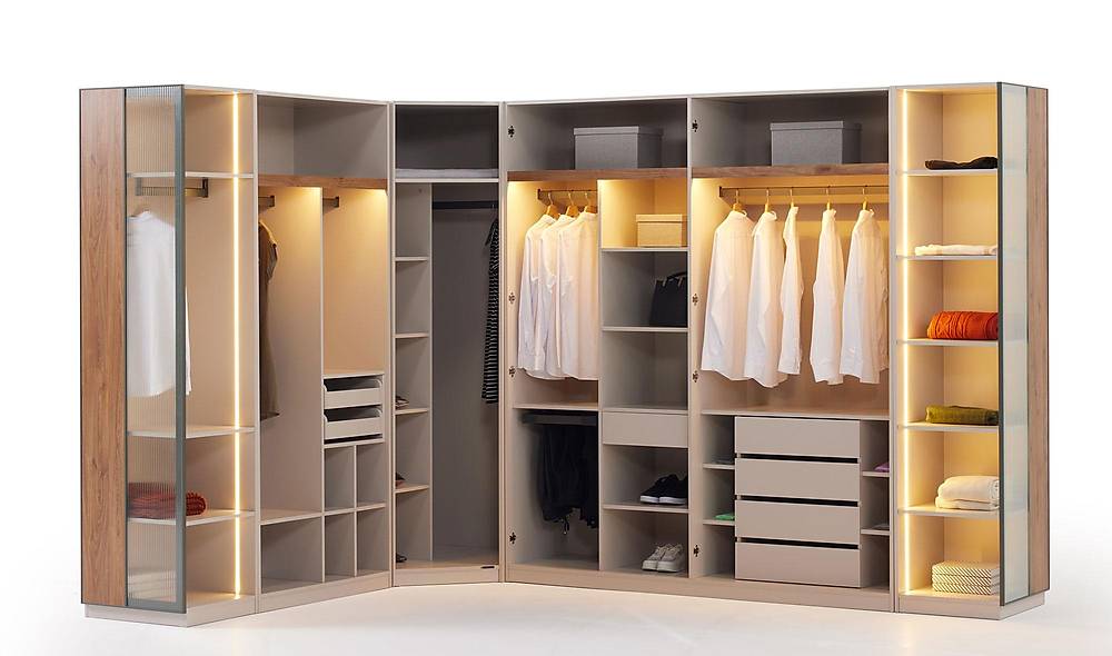 Fox Bedroom with Base - Corner Wardrobe