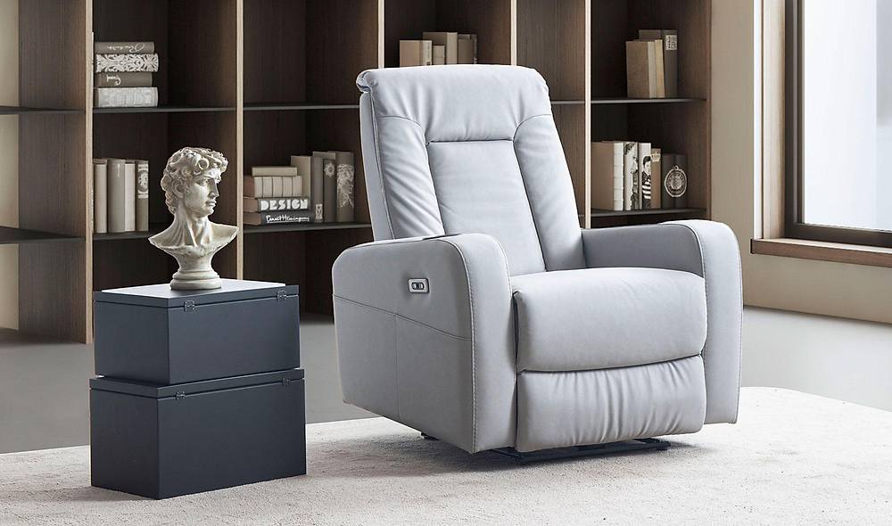 Mihenk Recliner