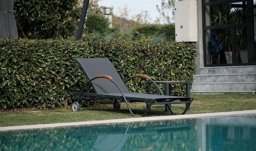 Limyra Sunbed