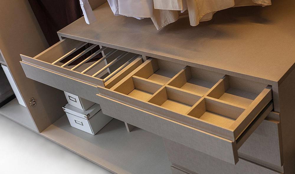 Volare Base Bedroom