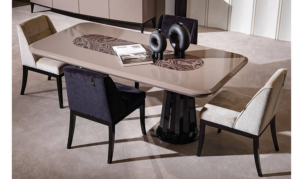 Robby Dining Room