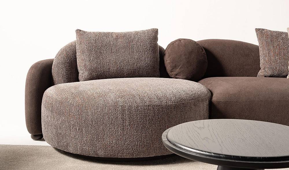 Letonya Sofa Set