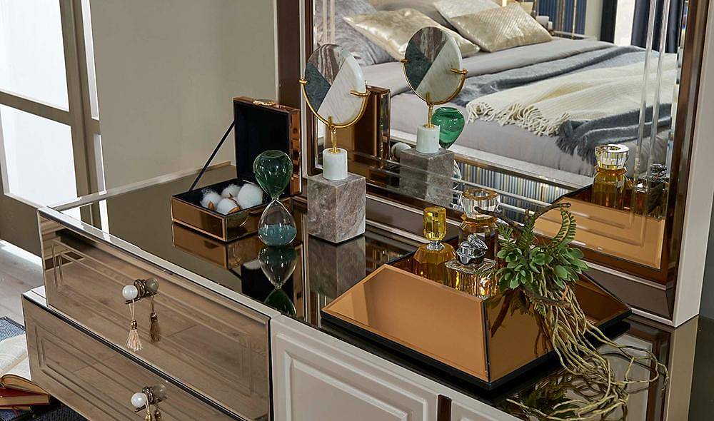 Peru Dresser