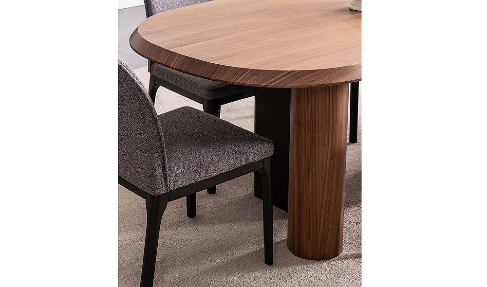 Helinya Dining Table Set