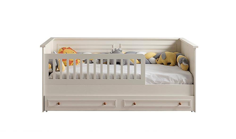 Nantes Baby Room