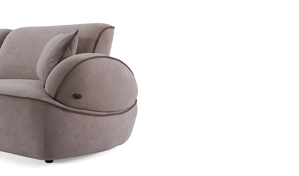Lavin Sofa Set