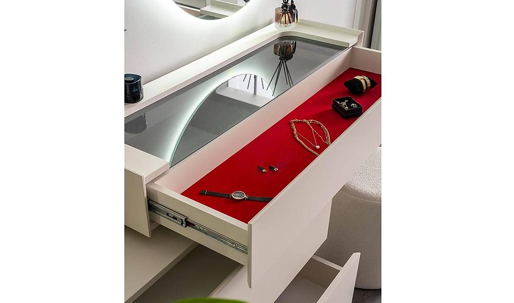 Rigel Bedroom - 6 Door