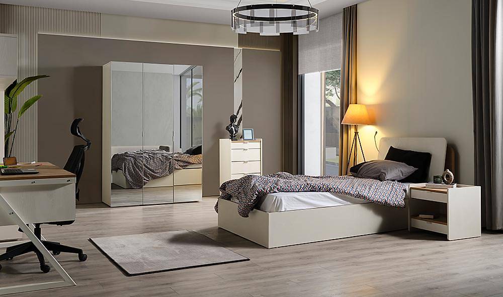Moderno Teen Room - 3 Door Mirrored