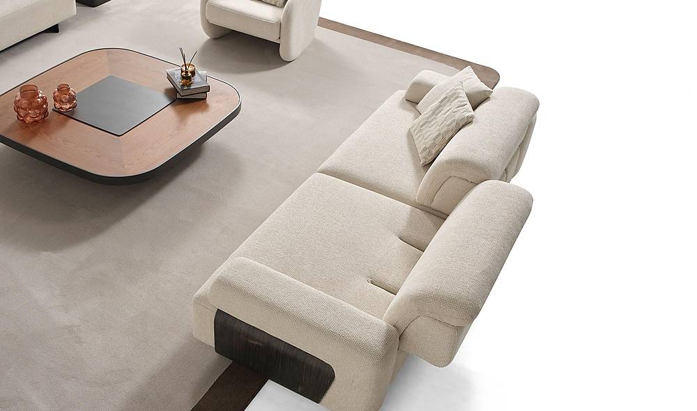 Latoya Sofa Set