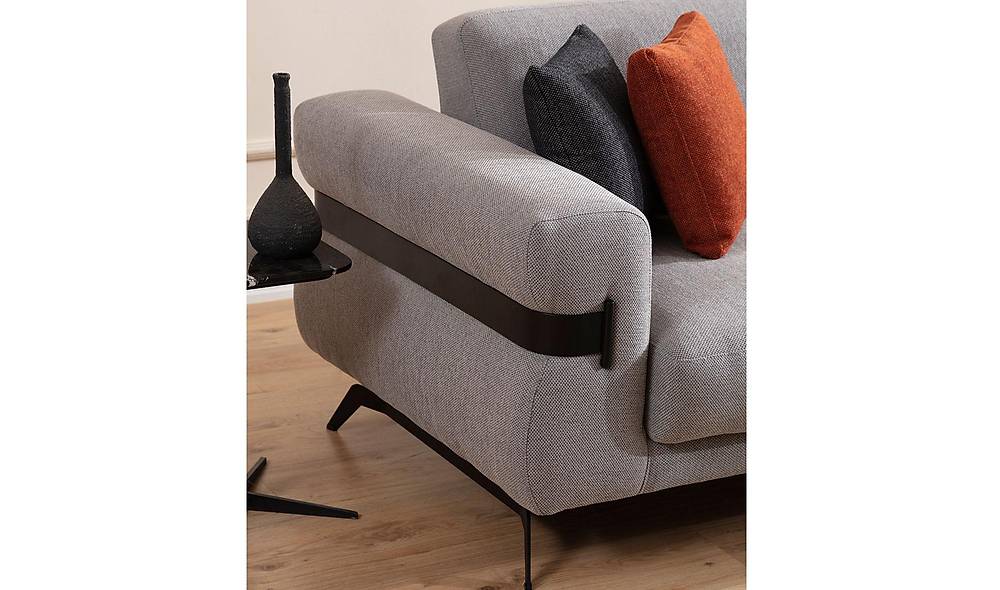 Laremy Sofa