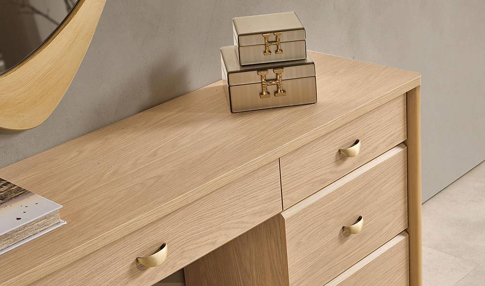 Lotus Dresser