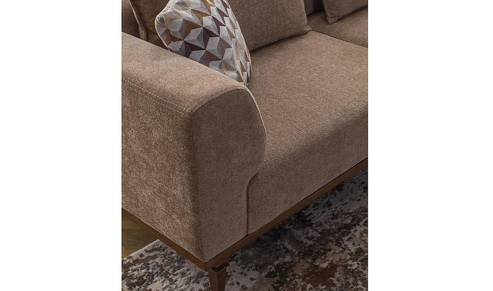Lova Sofa Set