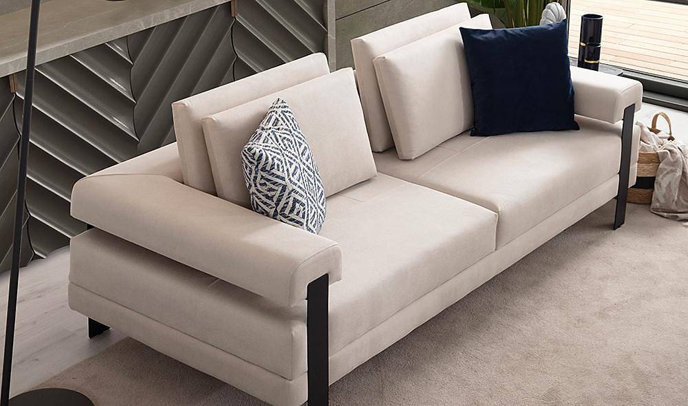 Everest Sofa - Nubuck - Black