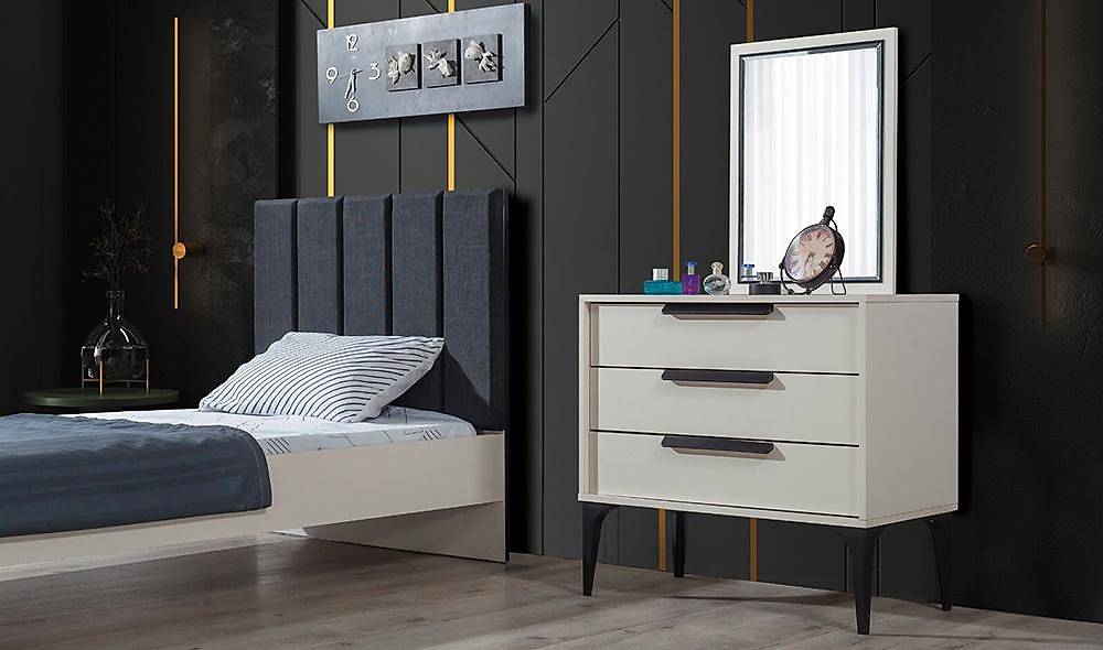 Newport Moonstone Teen Room