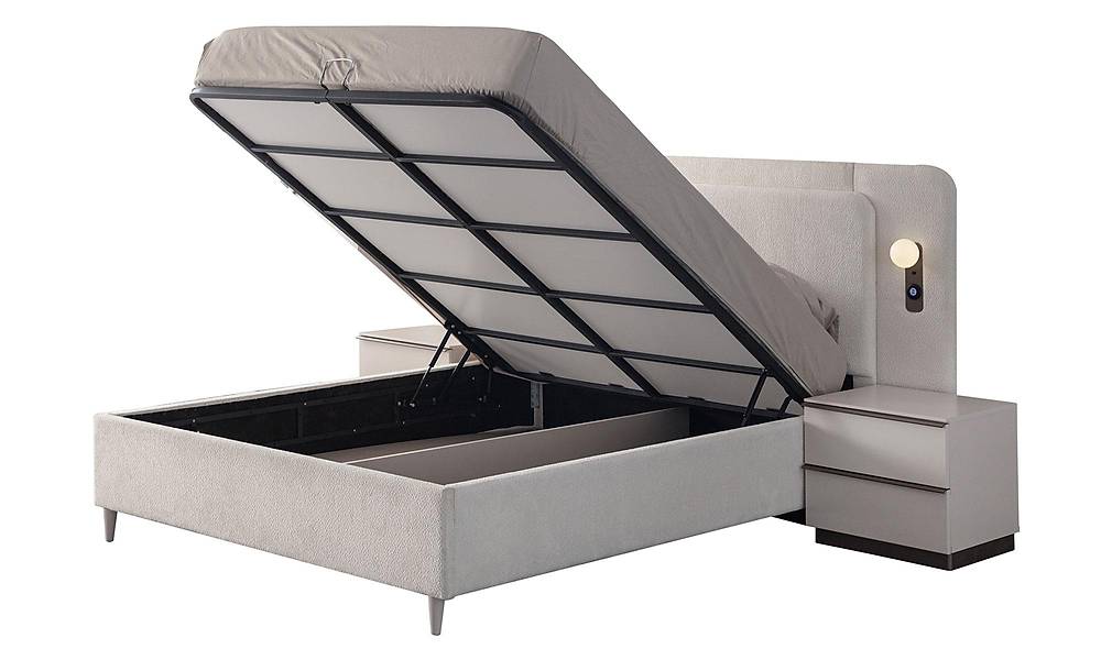 Arte Base Bedroom