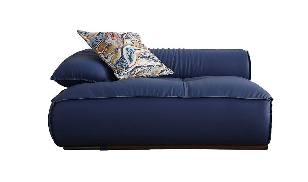 Dumi Sofa