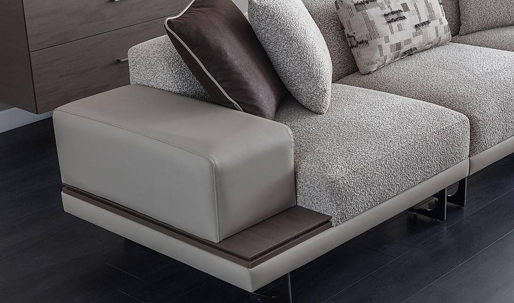 Ottovia Sofa - With Table