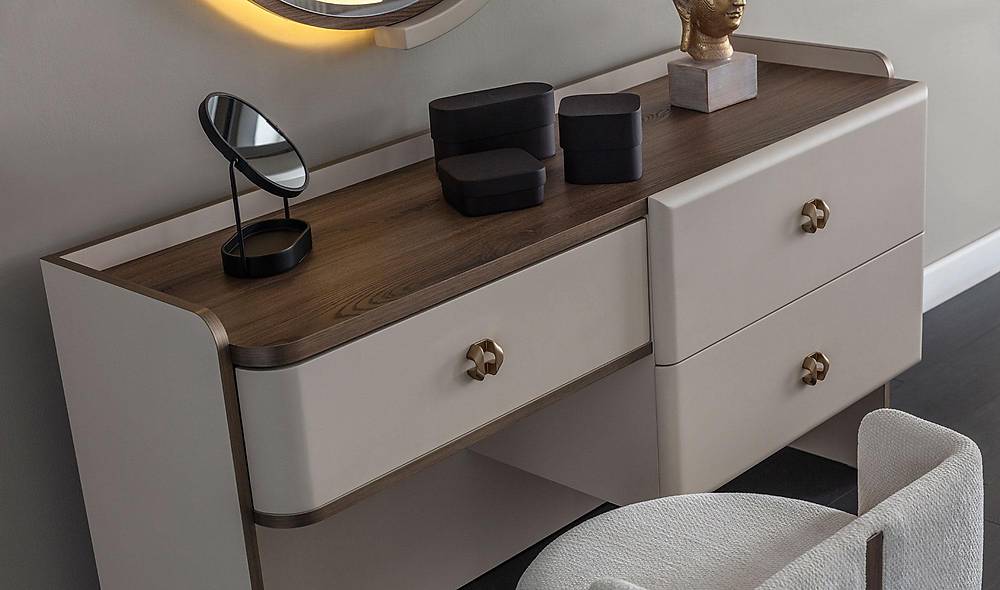 Tevalli Base Bedroom