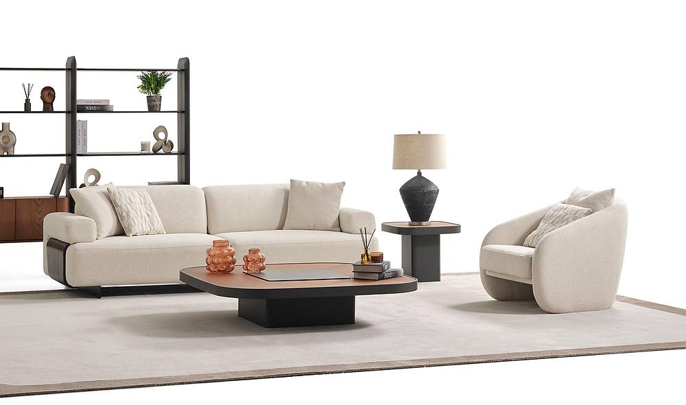 Latoya Sofa Set