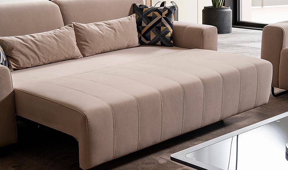 Fameno Sofa