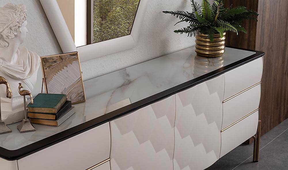 Malibu Modern Console