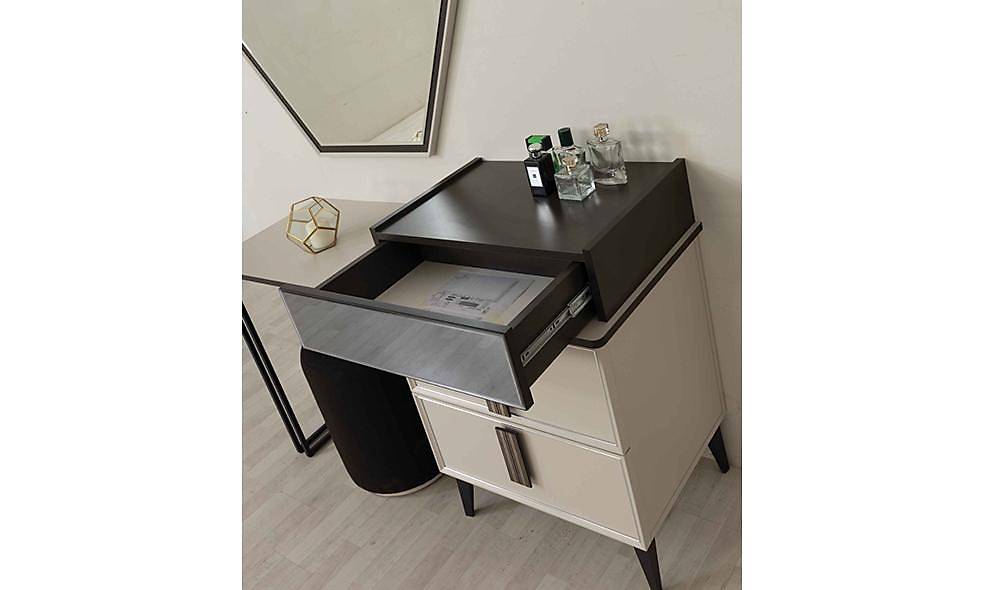 Sarmaşık Dresser