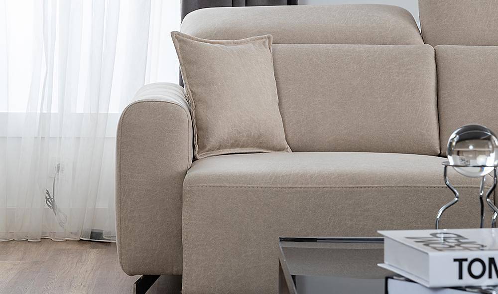 Dat�a Corner Set With Motor