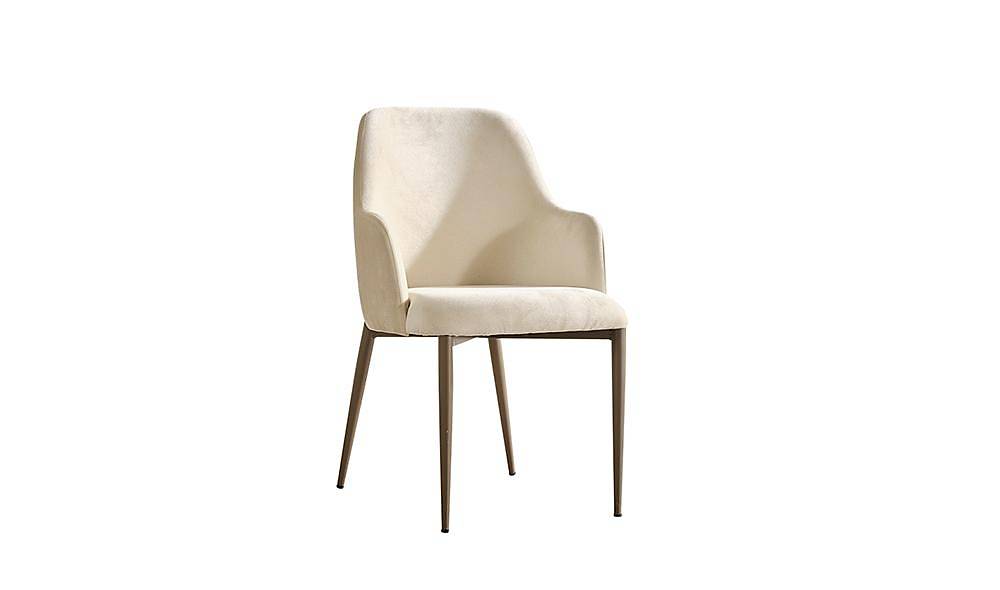 Claria Dining Room