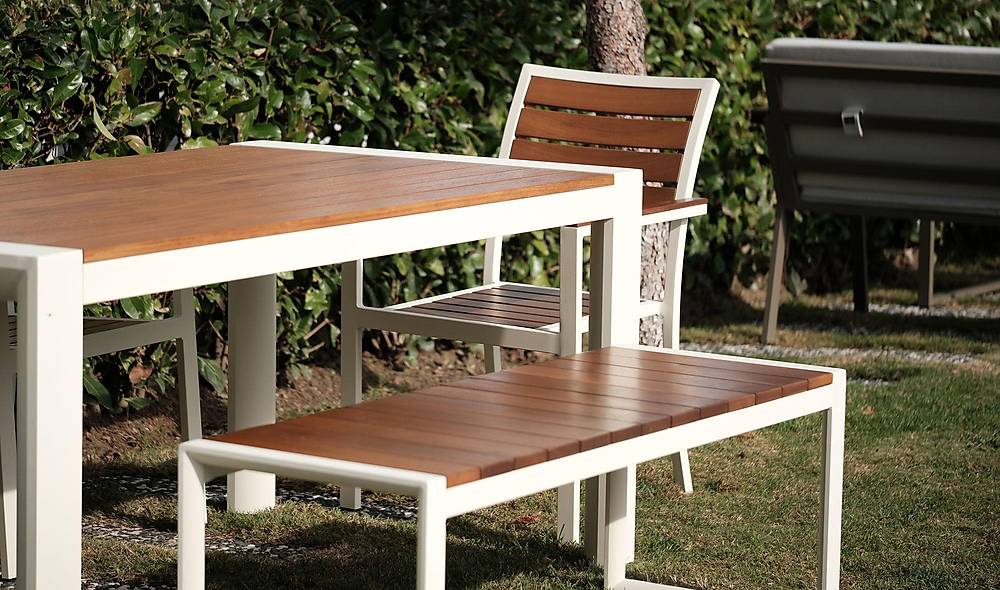 Everest Garden Table Set