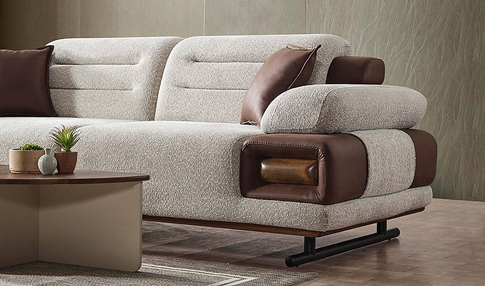 Galata Sitting Group with Metal Design