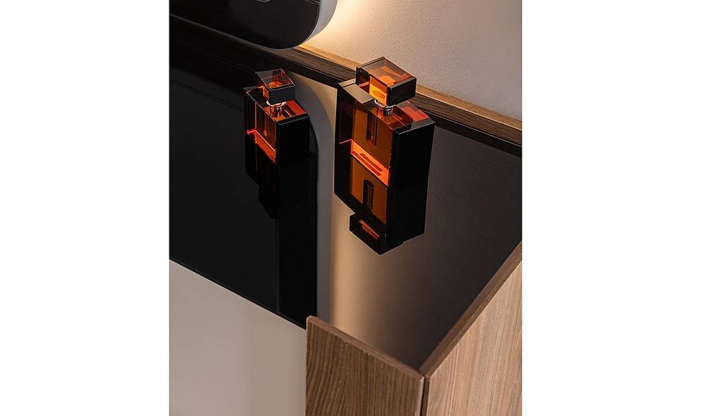 Sentinus Dresser