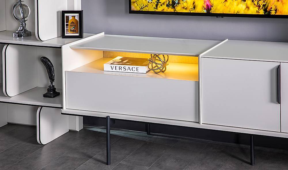 Asus Dining Room