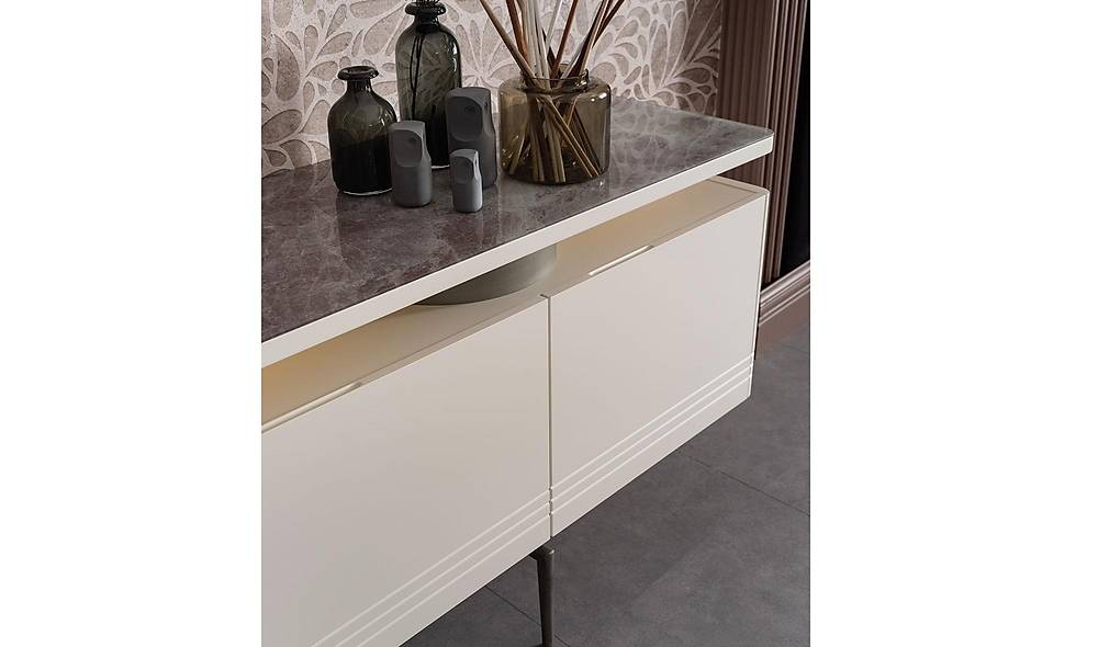 Perla Dining Room