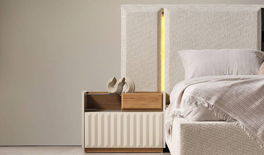 Lincoln Bedstead and Headboard