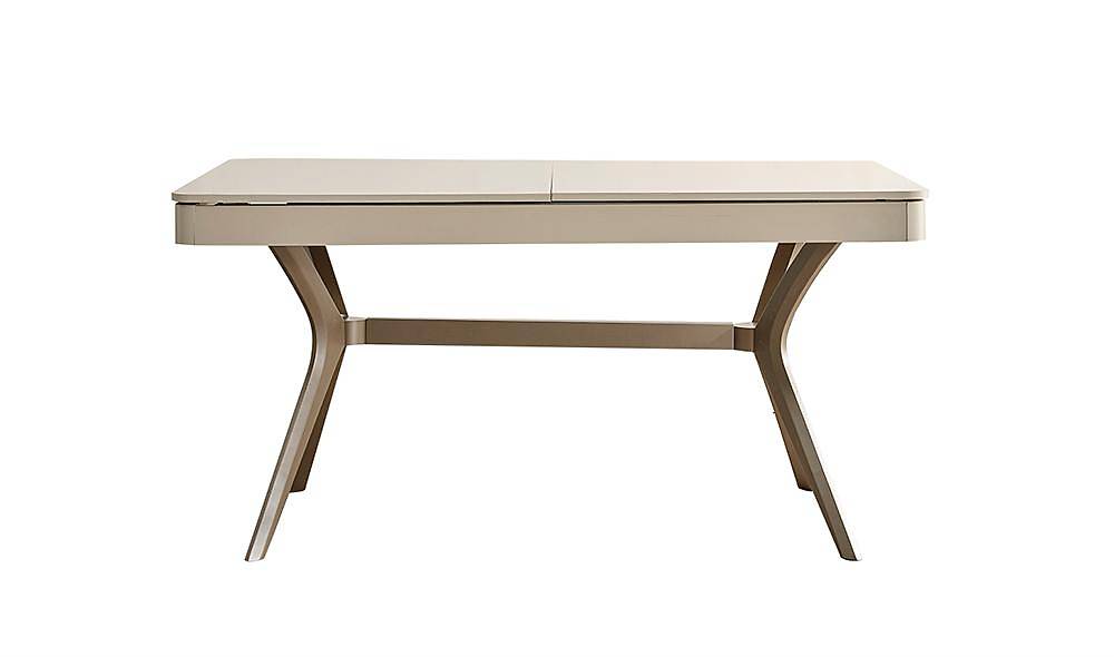 Claria Dining Room