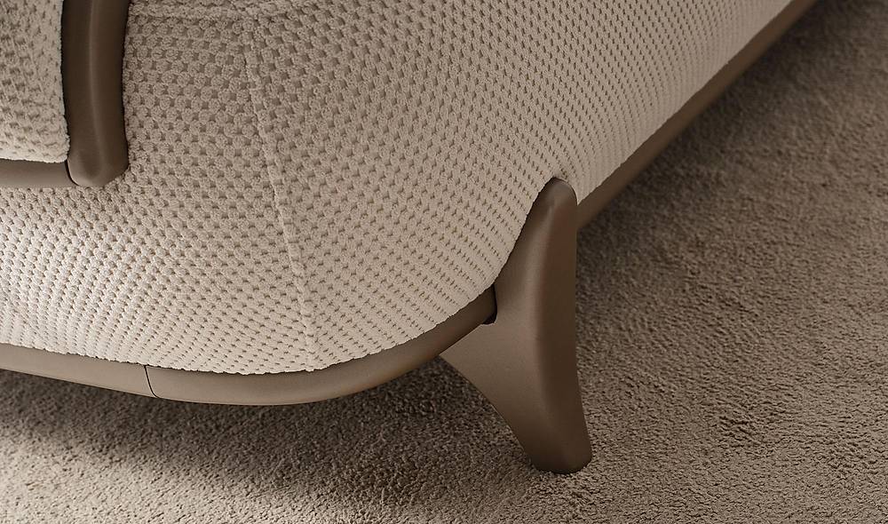 Tauna Sofa
