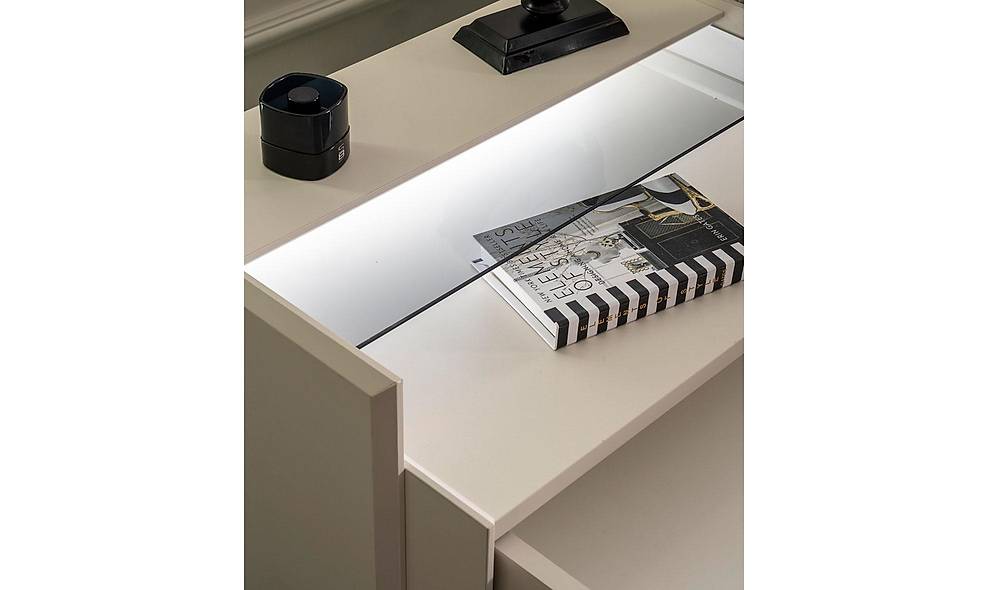 Rigel Bedroom - 6 Door