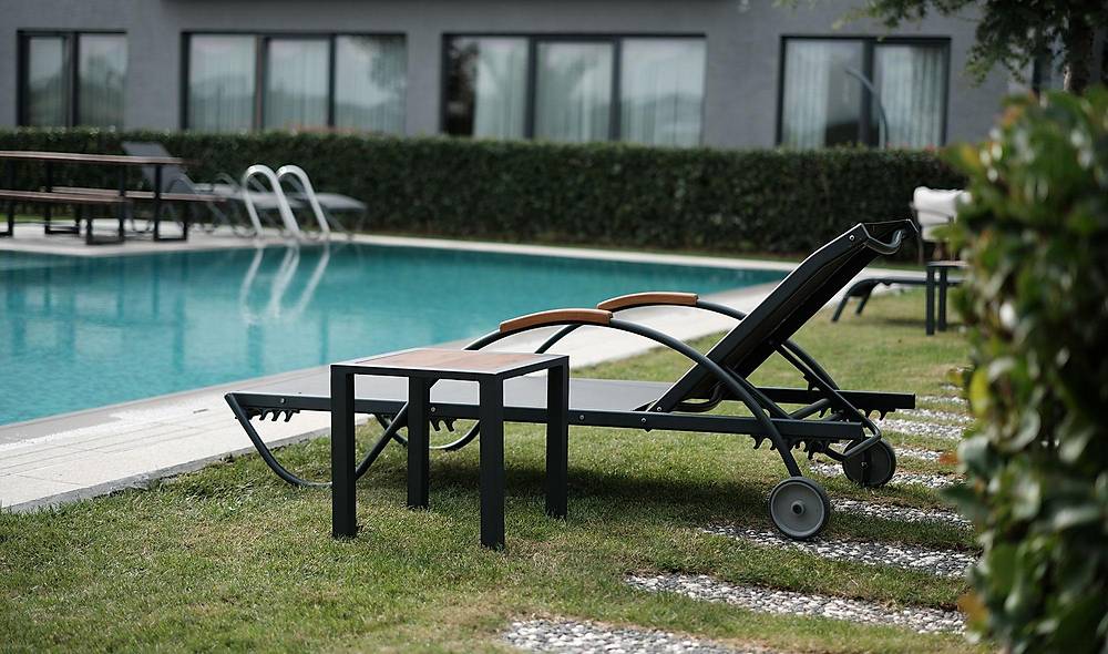 Limyra Sunbed