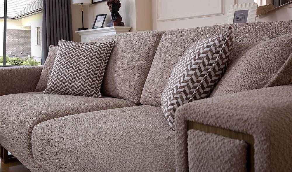 Tiana Sofa - Tumbled Gold - Vizon