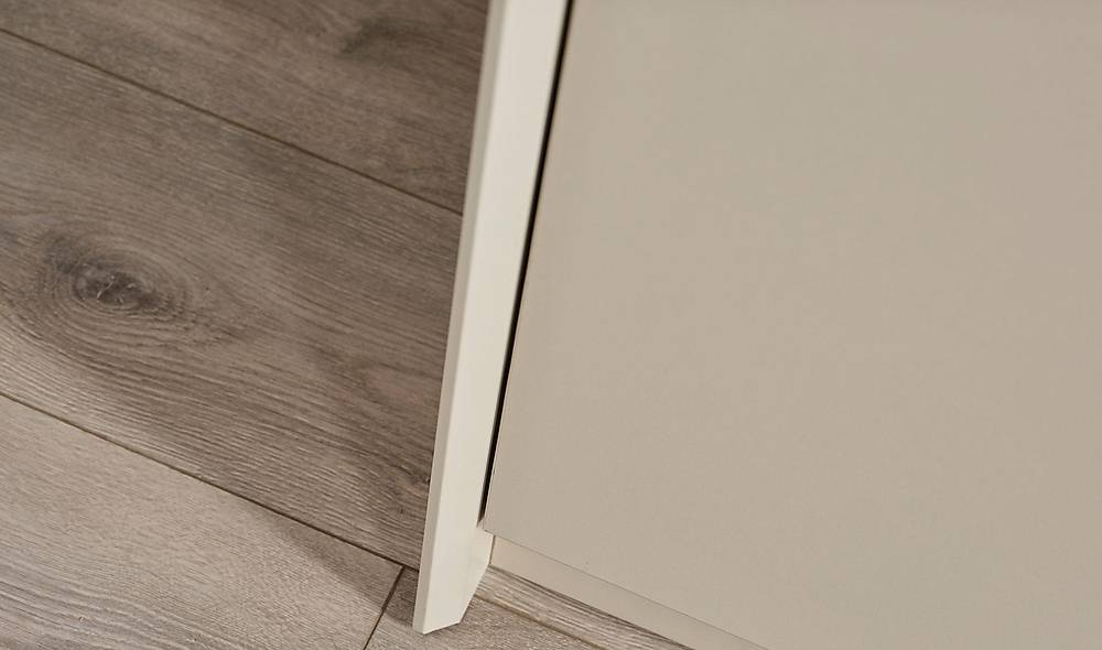 Karden 6 Door Wardrobe