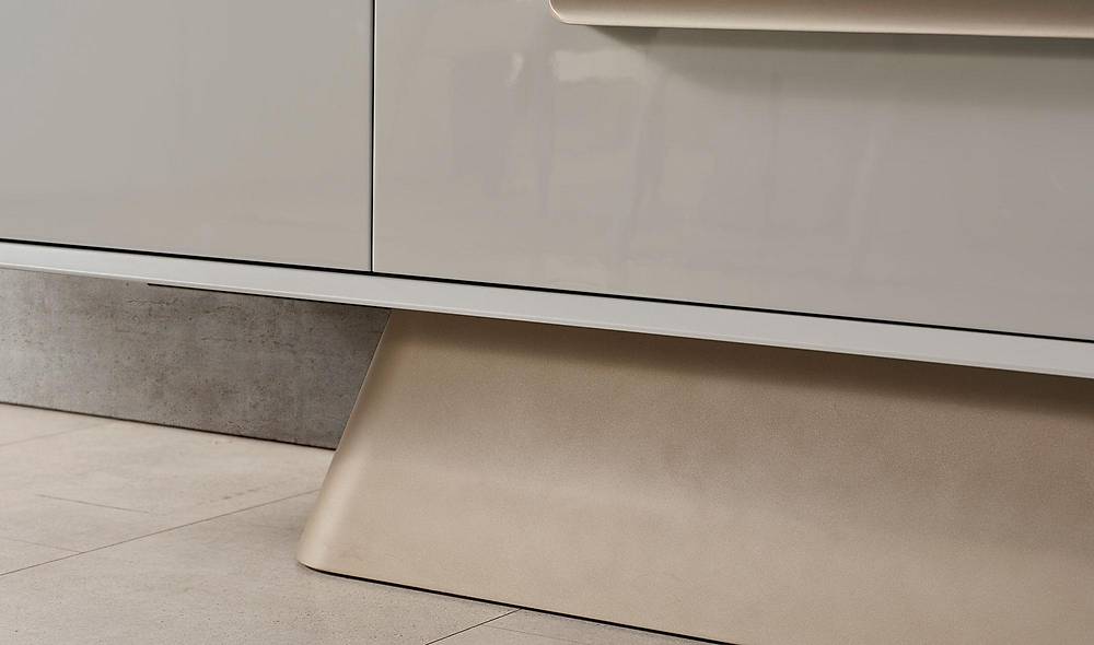 Lenka Console