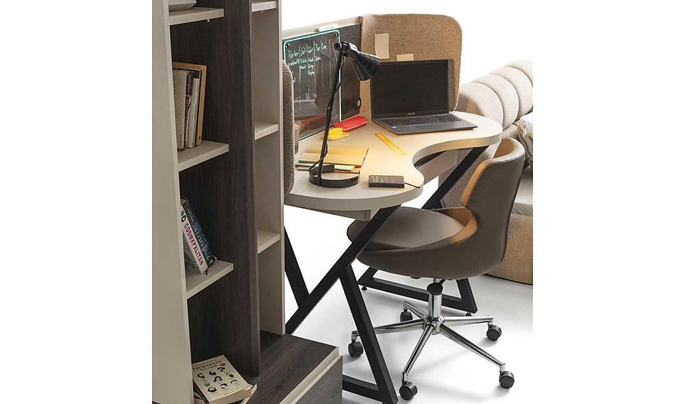 Arcturus Study Desk