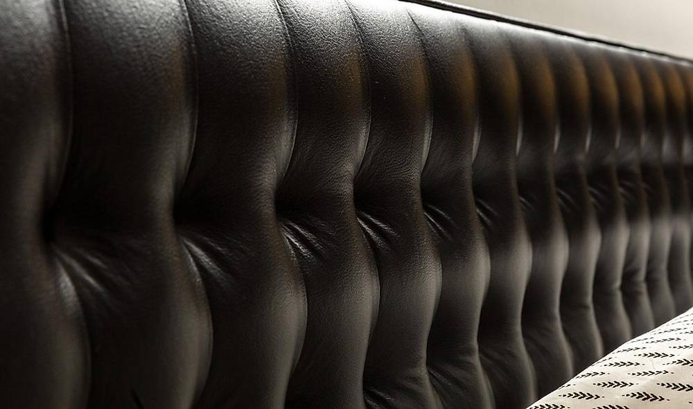 Siesta Bedstead and Headboard + 2 Piece Nightstand - Opportunity Product