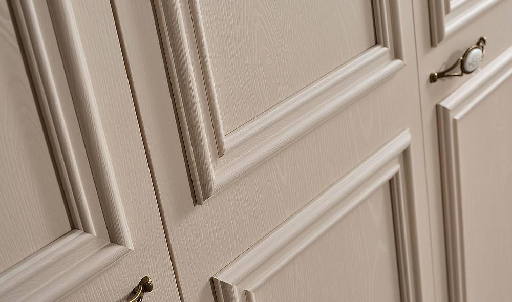 Aurora Wardrobe - 3 Door