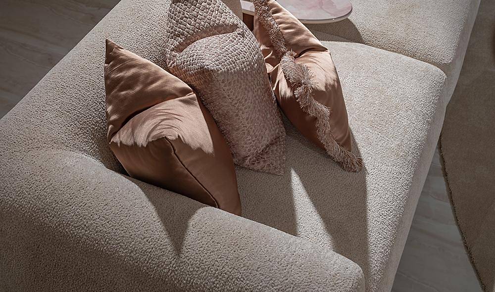 Radius Sofa
