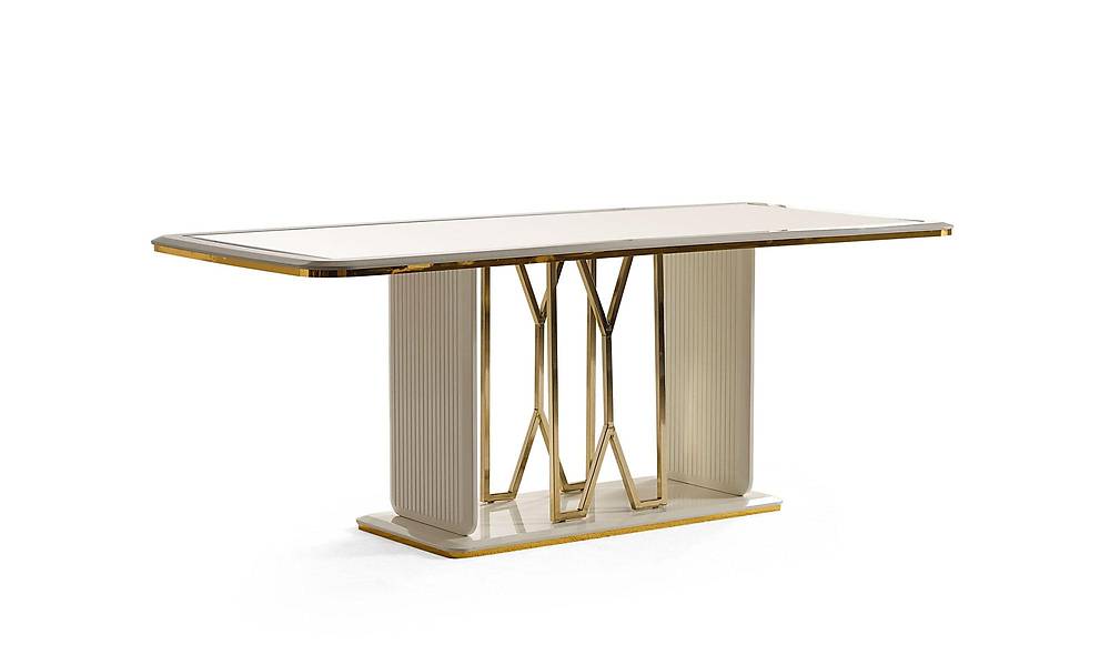 Misis Dining Room