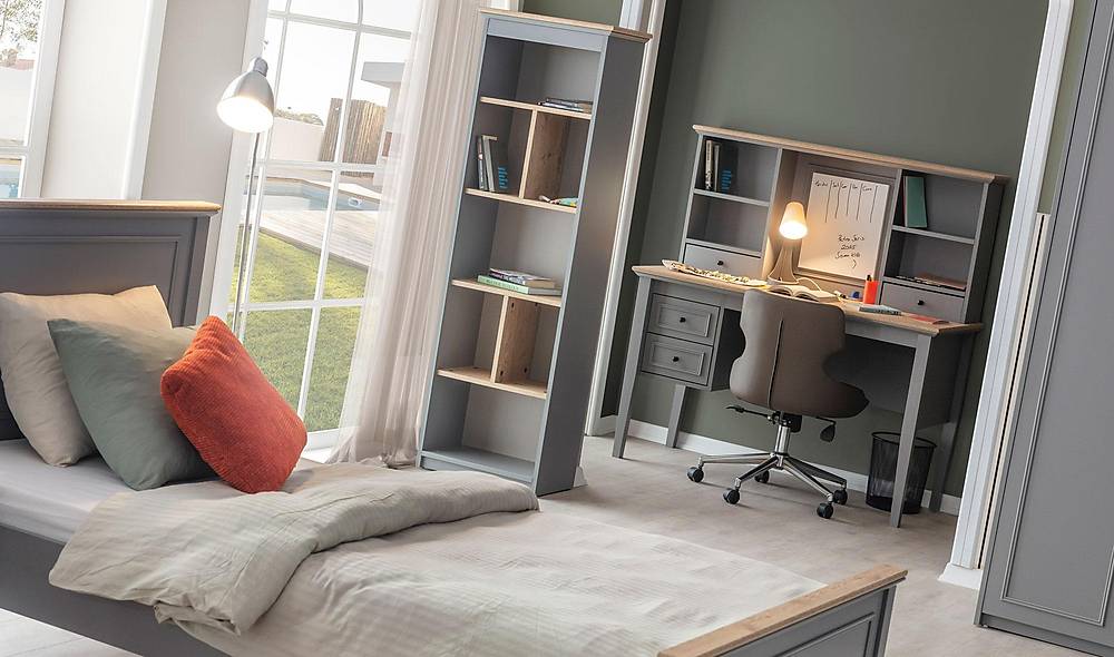 Pars Teen Room